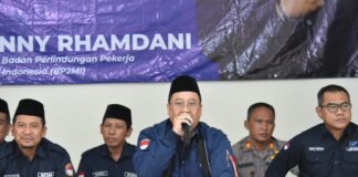 sosialisasi penyebarluasan informasi program Penempatan dan Pelindungan PMI di Pondok Pesantren (Ponpes) Ma'had Baitul Arqom Al-Islami, Ciparay Kabupaten Bandung