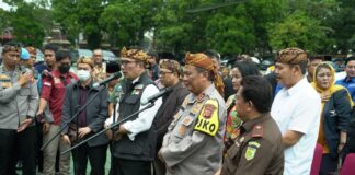 Polda Jabar mencanangkan kegiatan "Ngariung Bareng Kapolda Jabar”