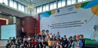 Badan Kesatuan Bangsa dan Politik Provinsi Jawa Barat menggelar dialog antar pemuda dari lintas suku dan agama se-Jabar