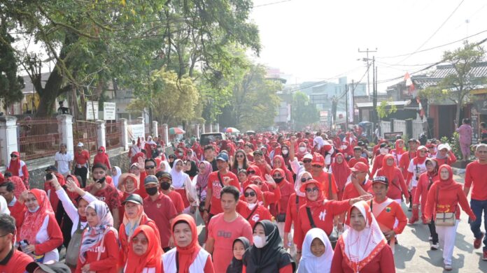 Momen Kebangkitan Olahraga Cianjur, Ini Kemeriahan Jalan Sehat Merah Putih yang Diikuti 32 Ribu Peserta